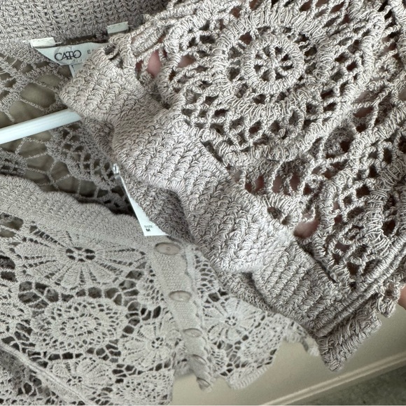 Cato Crochet Lace Cardigan Sweater Boho Floral Open Knit Button Front M NWT - Picture 3 of 6